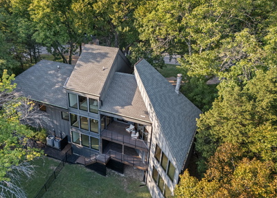 837 W Hillview Drive