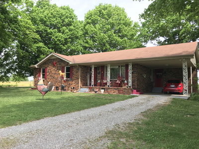 Exterior view of 131 Woods Rd in Portland, TN