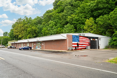 1205 Louisville Hwy