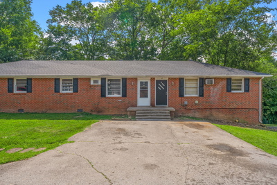 432 Circle Dr