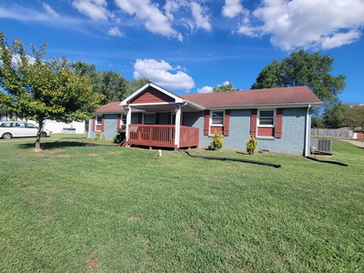 227 Grandview Dr