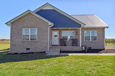 Exterior view of 356 Cook Rd in Portland, TN