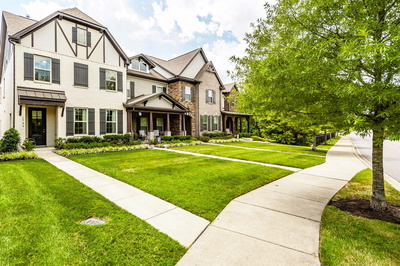 1733 Old Drakes Creek Rd