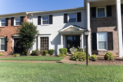 8300 Sawyer Brown Rd