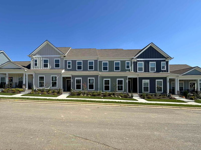 Exterior view of 3227 Tasker Dr in Antioch, TN