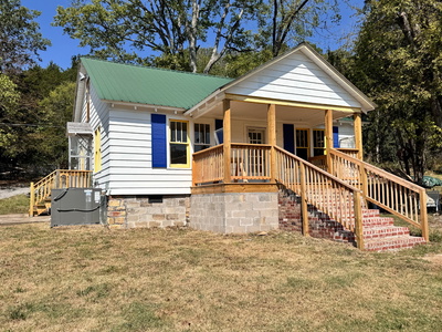 2131 Hillsboro Rd