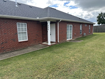555 Rose Cottage Cir