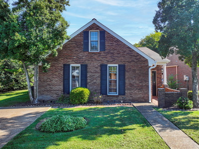 1129 W Main St