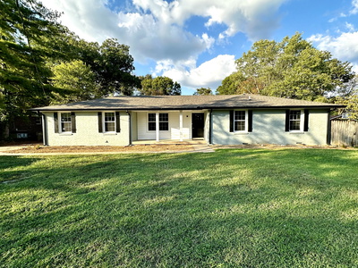 102 Dillon Dr