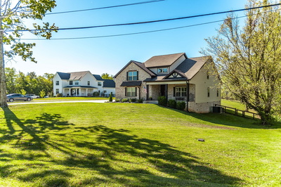 143 W Hester Rd