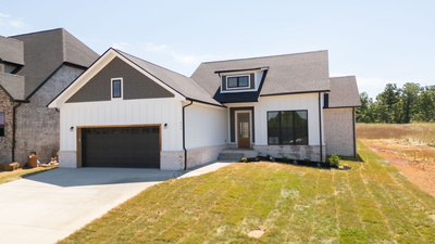 517 Foxglove Ln