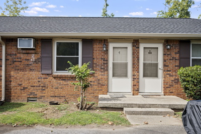 1906 Batts Ln