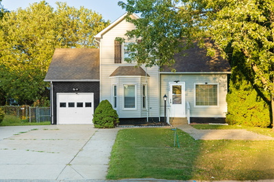 1325 Wennona Dr