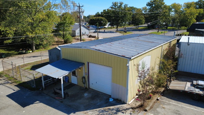 411 W Main St