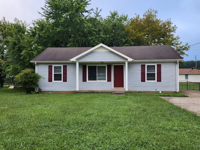 572 DANIELLE DR