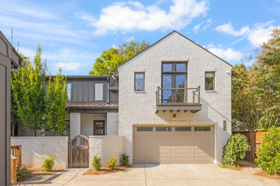 Exterior view of 838B Clayton Ave in Nashville, TN