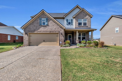 2861 Meadow Glen Circle