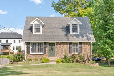 1267 Cloverdale Dr