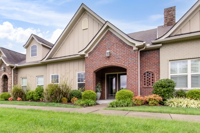 208 Siegert Place