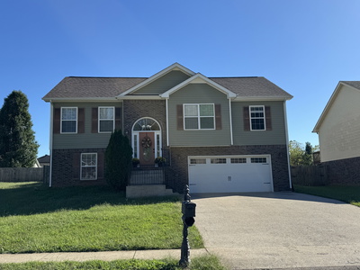 1880 Jackie Lorraine Dr