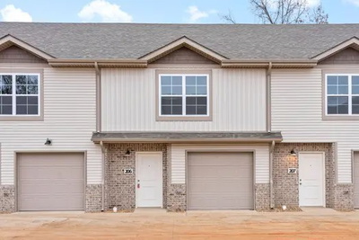 940 Britton Springs Rd