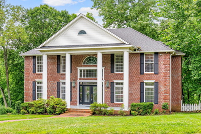 2118 Queens Bluff Way