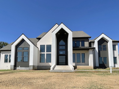 8122 Boiling Springs Pl