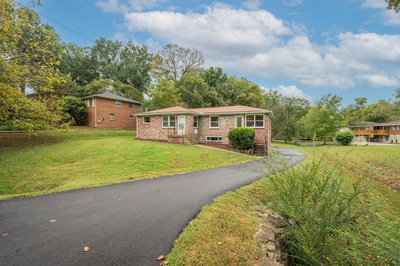 4915 Darlington Dr