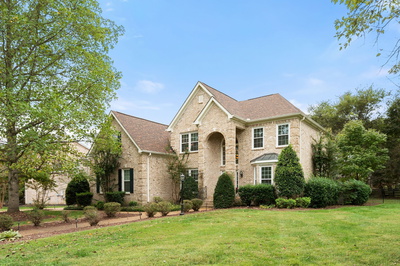 2201 Brookfield Dr