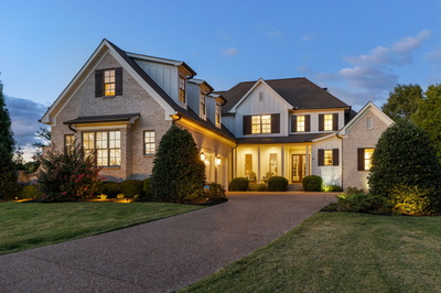 1000 Chapel Lake Cir