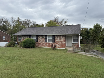 350 Foxglove Dr