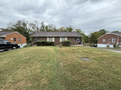 352 Foxglove Dr