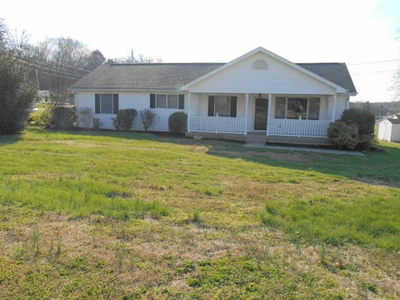 3101 Curd Rd