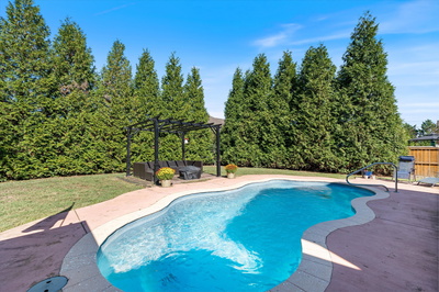 1328 Wentworth Dr