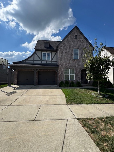 2013 Beamon Dr