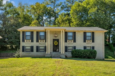 3679 Richbriar Cir