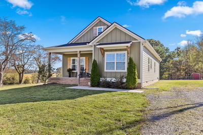 319 Lear Rd