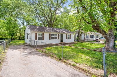 228 Tobacco Rd