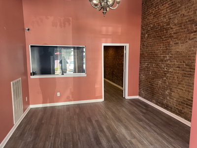 130 Franklin St