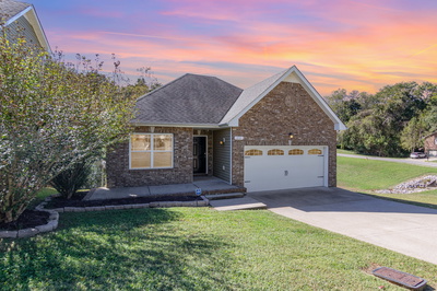 616 Hidden Valley Dr