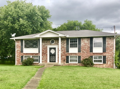 180 Chippendale Dr