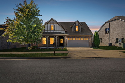 643 Fall Creek Cir