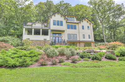 3004 Smith Ln