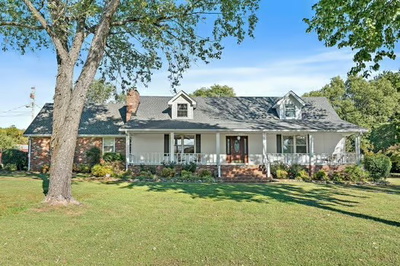 1110 Old Dickerson Pike