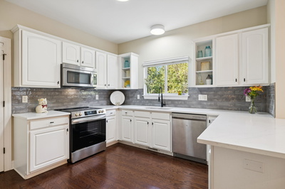 1279 Bridgeton Park Dr