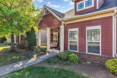 2228 Cason Ln