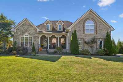 805 Harrisburg Ln