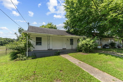 1224 Vine St