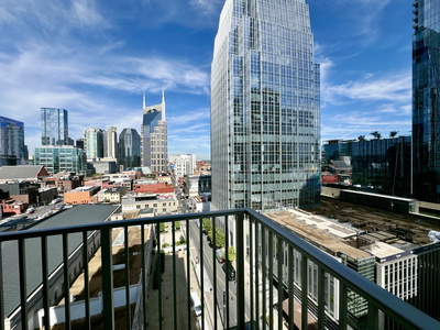 301 Demonbreun st