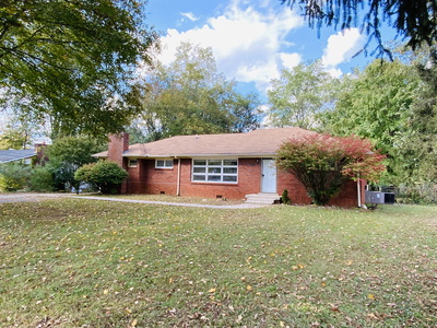 1511 Diana St